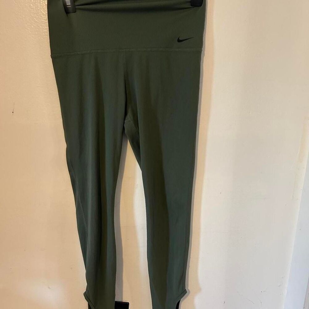 Nike Women's Green Leggings